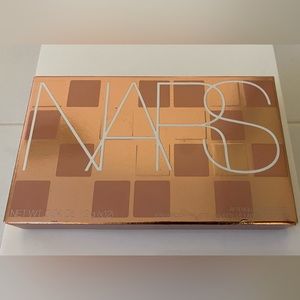 NARS Afterglow Irresistible
Eyeshadow Palette